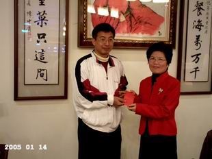 教師會蕭會長獻上祝福